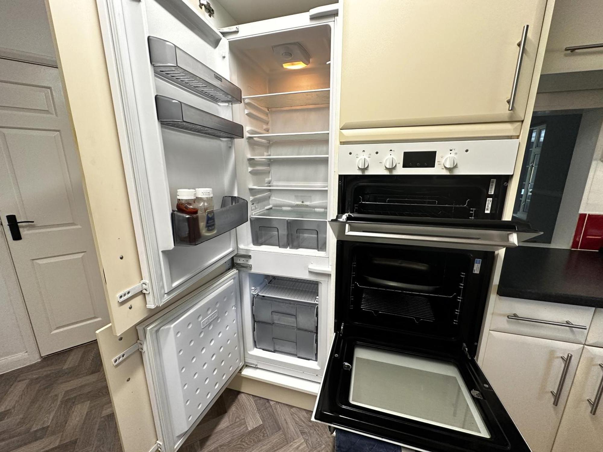 Kennedy Villa - 5 Bedroom House With Hot Tub, Wifi, Free Parkings, Close To Bicester Village Kültér fotó